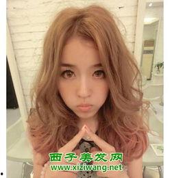 亚麻色头发图片女,探寻长发女生的独特风采