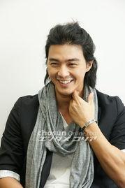 金智勋背景,从演艺新星到实力派演员的成长之路